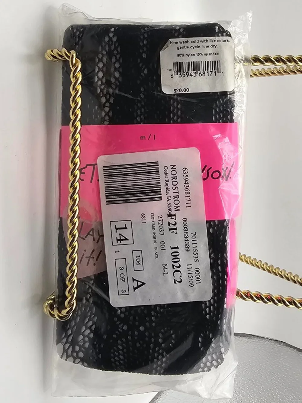 Betsey Johnson Black Fishnet Tights – Size M/L (NWT Packaging) - Picture 1 of 2